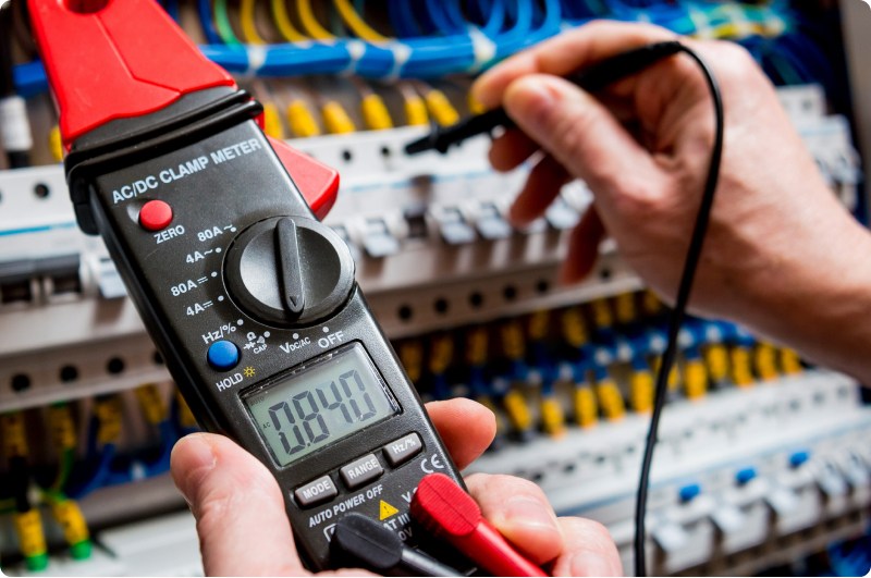 اندازه‌گیری جریان با مولتی‌متر