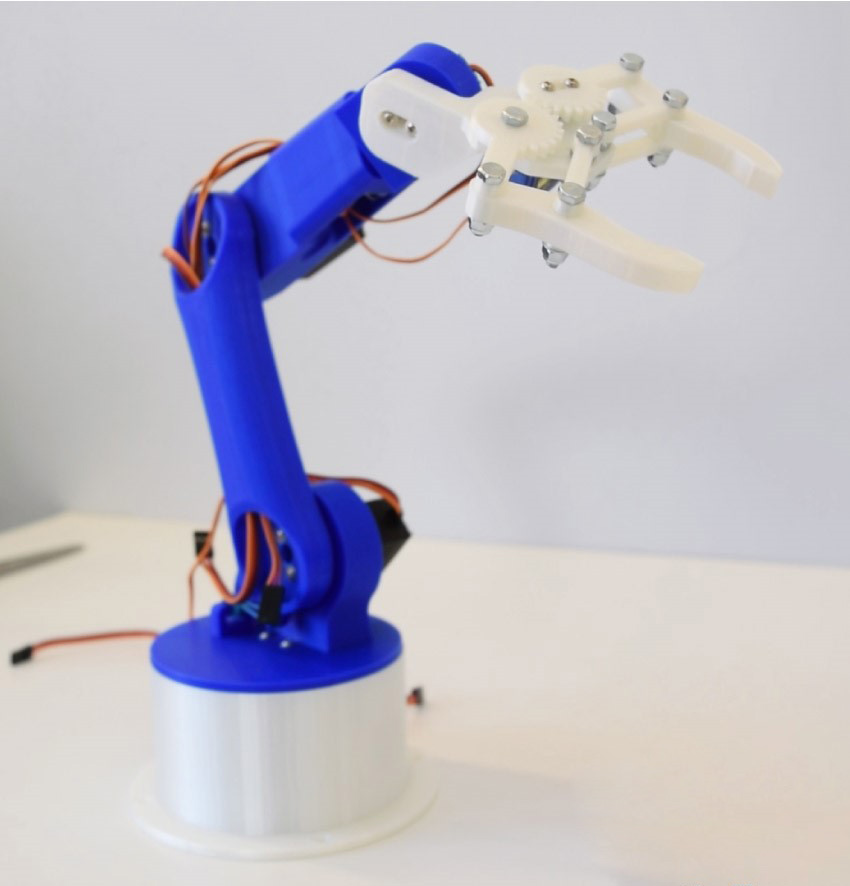 ساخت بازوی رباتیک و کنترل آن توسط تلفن هوشمند